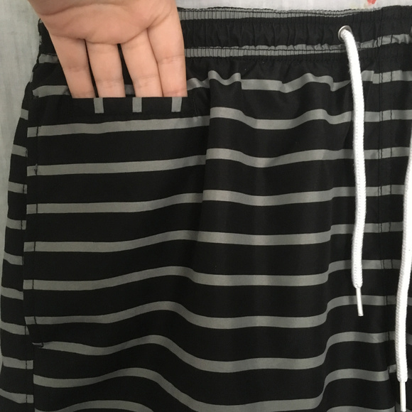 Swim shorts - Picture 4 of 8